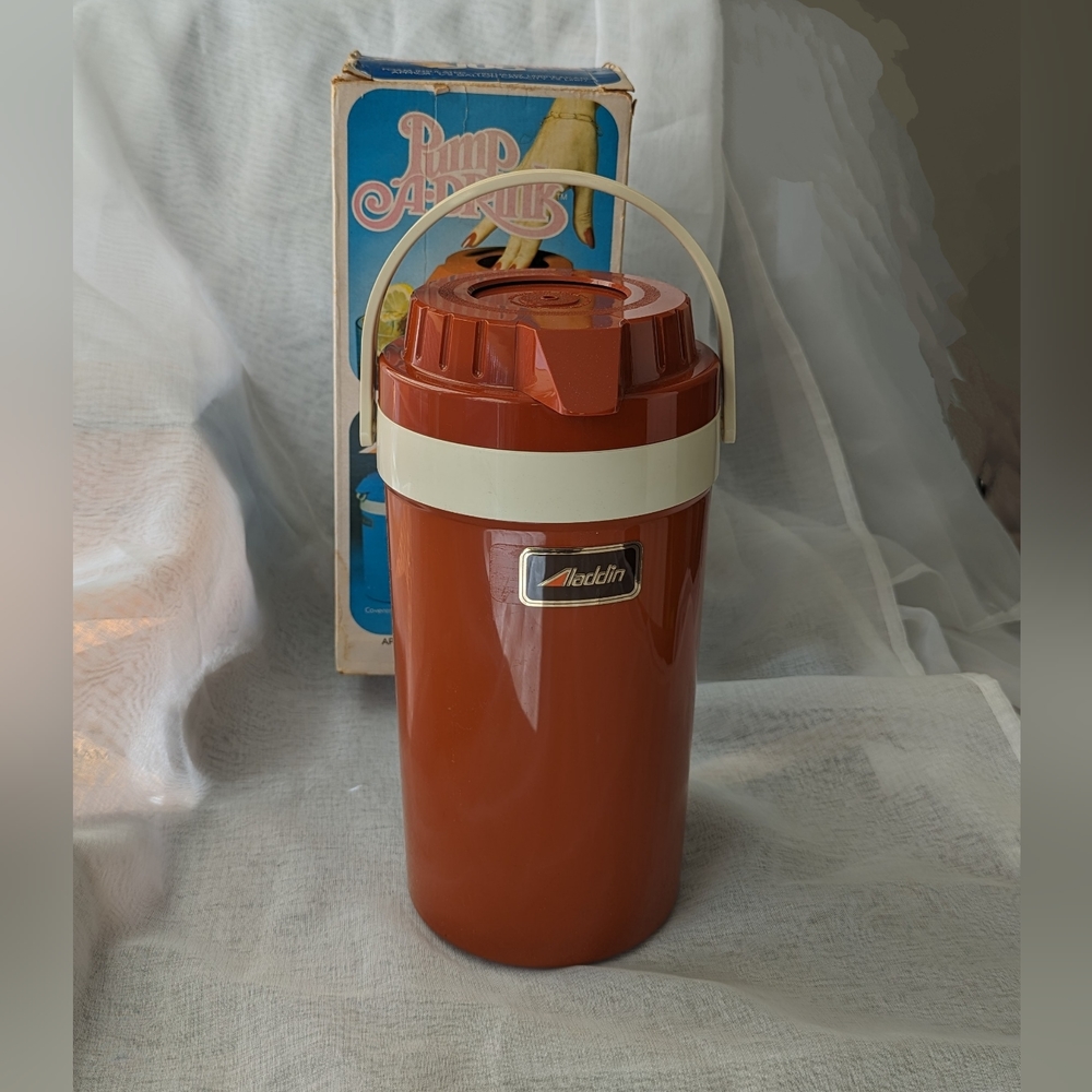 Aladdin Pump A Drunk Jug 2 Liter Thermos Vintage w/Original box
